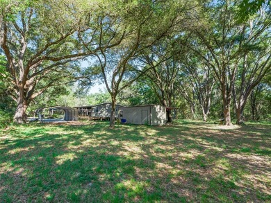 NEW PRICE!! NO HOA!! Affordable country charm with privacy - photo 2
