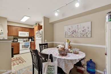 Welcome home! Community is centrally located to shopping, dining - photo 14