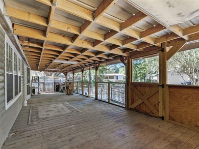 NEW PRICE!! NO HOA!! Affordable country charm with privacy - photo 6