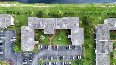 Beautifully updated 2-bedroom, 1-bathroom first-floor condo - photo 23