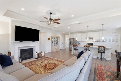 Built in 2021, this beautifully designed one-story home in Sun - photo 9
