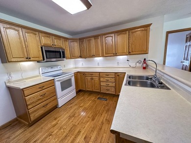 Seller says MAKE OFFER! Nestled in the heart of East Tennessee - photo 10