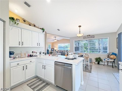 WELCOME TO YOUR OWN PRIVATE PIECE OF PARADISE IN THE HEART OF - photo 15