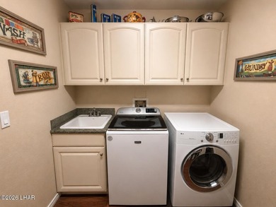 SPECTACTULAR PRIDE OF OWNERSHIP! FURNISHED! Welcome to this - photo 21