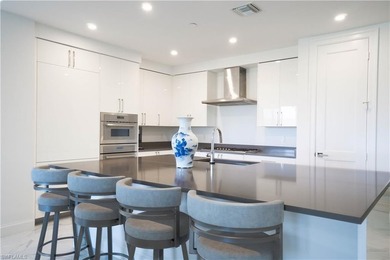 Experience sophisticated coastal living in this beautifully - photo 4