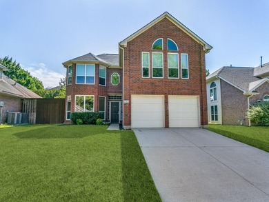 Lake Grapevine Home Active Under Contract in Grapevine Texas