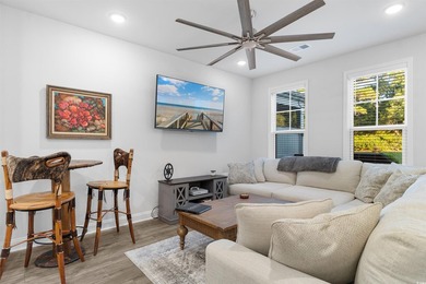Beautiful 4-bedroom, 3.5-bath townhome located in the highly - photo 20