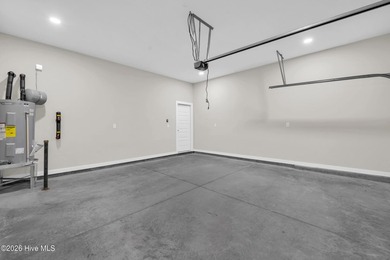 Skipper Heights represents a well-executed new construction - photo 28