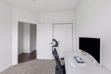 Get ready to see the condo that has it ALL! Feels like new - photo 31
