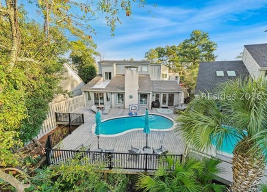 Located in the heart of Harbour Town within Sea Pines, this - photo 4