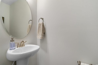 Beautiful 4-bedroom, 3.5-bath townhome located in the highly - photo 35
