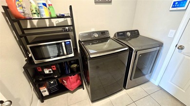 Short Sale. - PRICED TO SELL! Welcome to this 2022-built - photo 13