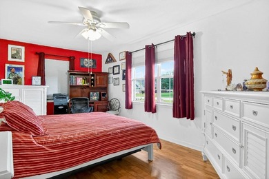 Welcome home to this perfect cozy house. The 2 bedroom 2 - photo 15