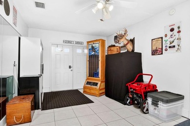 Welcome home to this perfect cozy house. The 2 bedroom 2 - photo 18