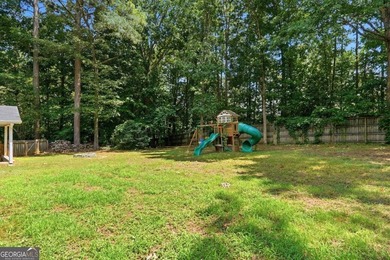 Welcome home to this beautifully renovated 3-bedroom, 2-bathroom - photo 19