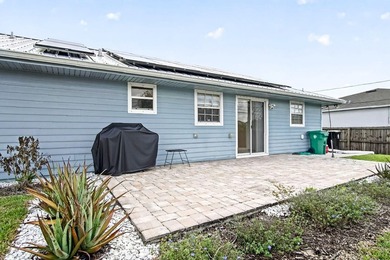 Welcome home to this perfect cozy house. The 2 bedroom 2 - photo 20
