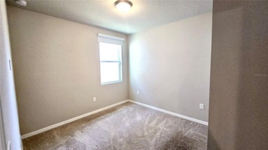 Short Sale. - PRICED TO SELL! Welcome to this 2022-built - photo 23