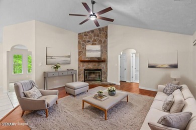 With an acceptable offer, the sellers will pay $20,000 towards - photo 8