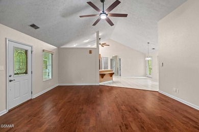 With an acceptable offer, the sellers will pay $20,000 towards - photo 10