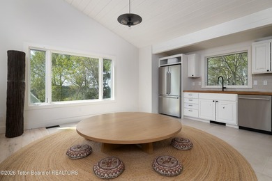 Exceptional 558-acre Wyoming ranch offering a rare combination - photo 31