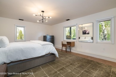Exceptional 558-acre Wyoming ranch offering a rare combination - photo 35