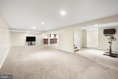 Rarely available 5BR/4.5BA Colonial offering five bedrooms on - photo 44