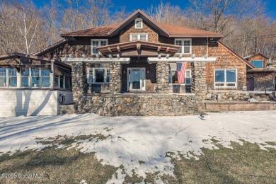 Lake Home For Sale in Fort Johnson, New York