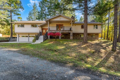 Rogue River Home For Sale in Grants Pass Oregon