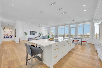 Exquisitely remodeled and thoughtfully curated, this Penthouse - photo 11