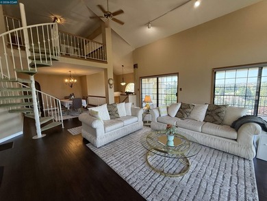 Enjoy the perfect combination of comfort and style in this - photo 15