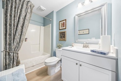 This beautifully updated, ground-floor 3-bedroom, 2-bath condo - photo 16