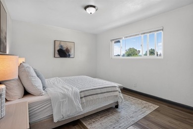 Beautifully townhouse located in the desirable 95121 area - photo 16