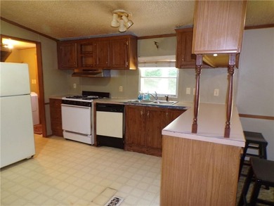 Peaceful Country Living with this 3-bedroom, 2-bath mobile home - photo 17