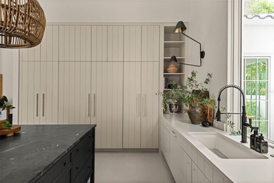 In the heart of Winter Park, 1150 Via Salerno is a newly - photo 17