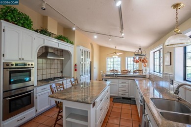 Enjoy the perfect combination of comfort and style in this - photo 21