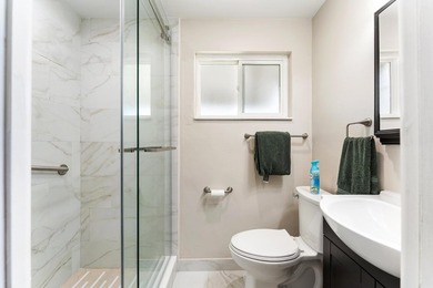 Rare opportunity to own a versatile home featuring two primary - photo 21
