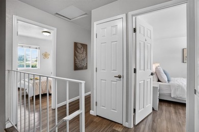 Beautifully townhouse located in the desirable 95121 area - photo 23
