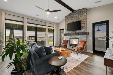 Behold the pinnacle of high-desert living in this 3,178 sq-ft - photo 23