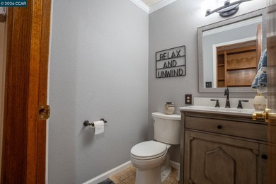Enjoy the perfect combination of comfort and style in this - photo 25