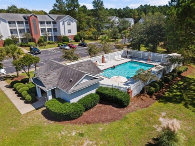 This beautifully updated, ground-floor 3-bedroom, 2-bath condo - photo 26