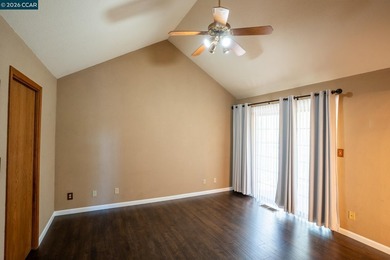 Enjoy the perfect combination of comfort and style in this - photo 27