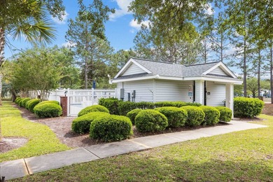 This beautifully updated, ground-floor 3-bedroom, 2-bath condo - photo 27