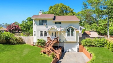 Welcome to 14 Cherry Rd. Must see this beautiful and lovingly - photo 1