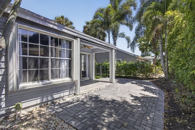 Spacious townhouse with Brand New Roof, newer plumbing, and new - photo 35
