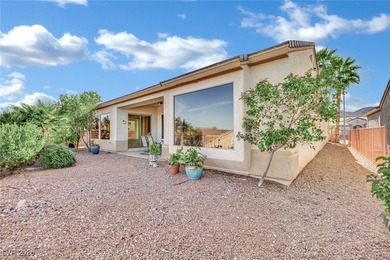 Welcome to your private retreat in this beautifully maintained