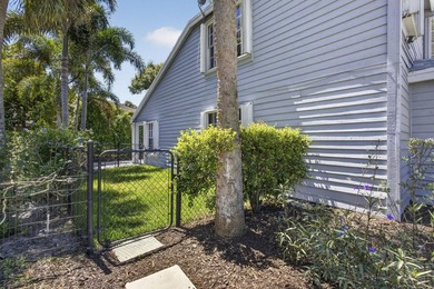 Spacious townhouse with Brand New Roof, newer plumbing, and new - photo 37
