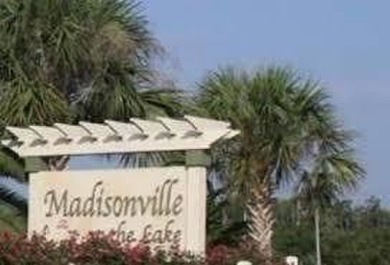 Lake Pontchartrain Lot For Sale in Madisonville Louisiana