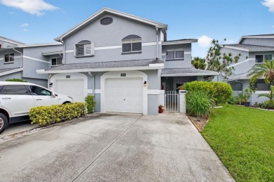 Lake Condo For Sale in Boca Raton, Florida