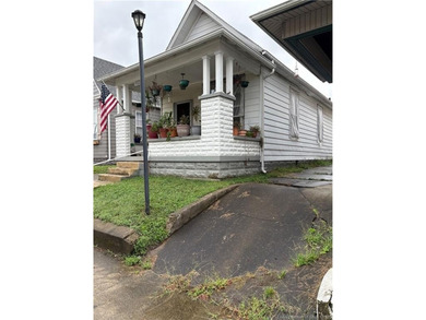 Ohio River Home Active Under Contract in New Albany Indiana