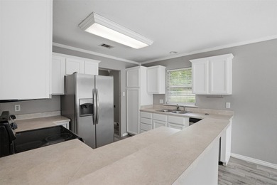 Enjoy peaceful living near beautiful Cedar Creek Lake in this - photo 13